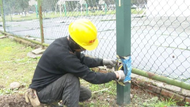 中欧体育app下载安装看变化 聊幸福 回应市民需求河滨公园运动场地修！(图5)